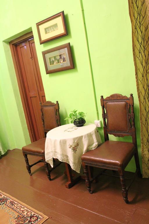 Vintage House 2* George Town