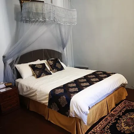 Vintage House Hotel George Town Room photo