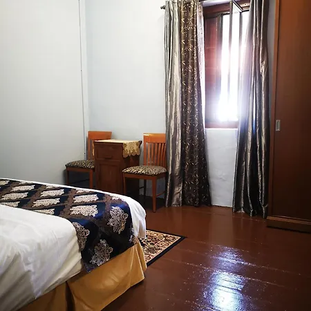 Vintage House Hotel George Town Room photo