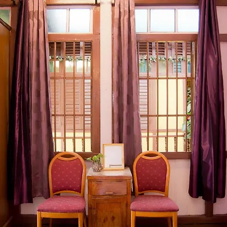 Vintage House Hotel George Town Room photo