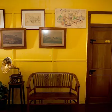 Vintage House Hotel George Town Room photo