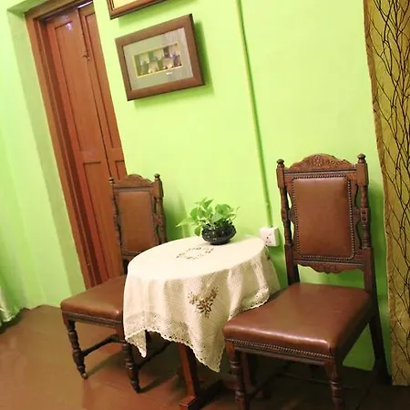 Vintage House Hotel George Town Room photo