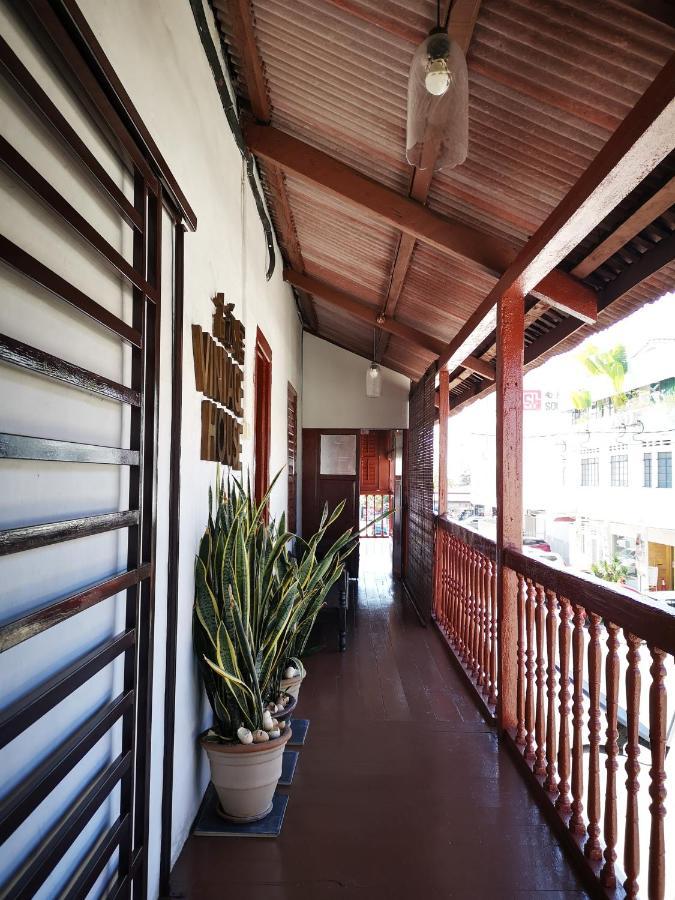Vintage House 2* George Town
